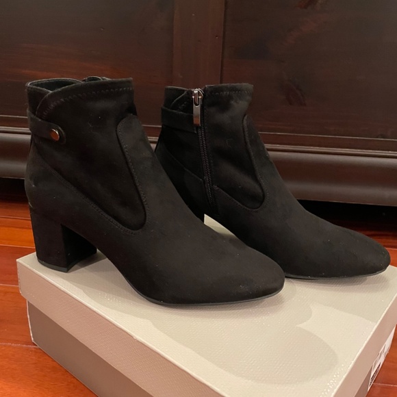 Franco Sarto suede boots - Picture 6 of 6